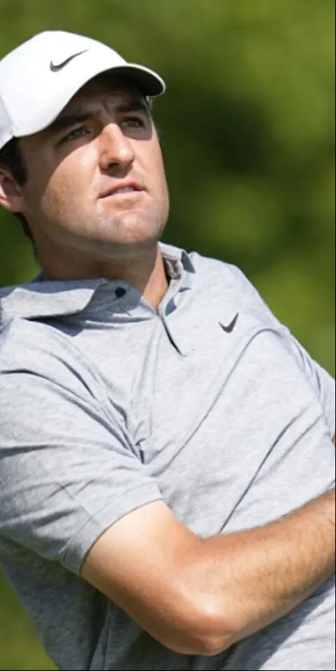 Scottie Scheffler is favored in the US Open Odds