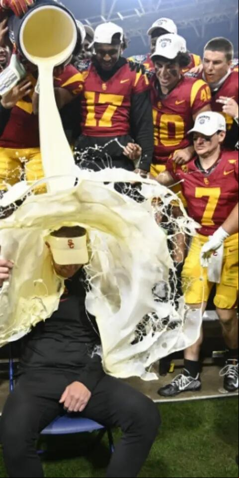 USC Trojans featured in our bowl season betting trends